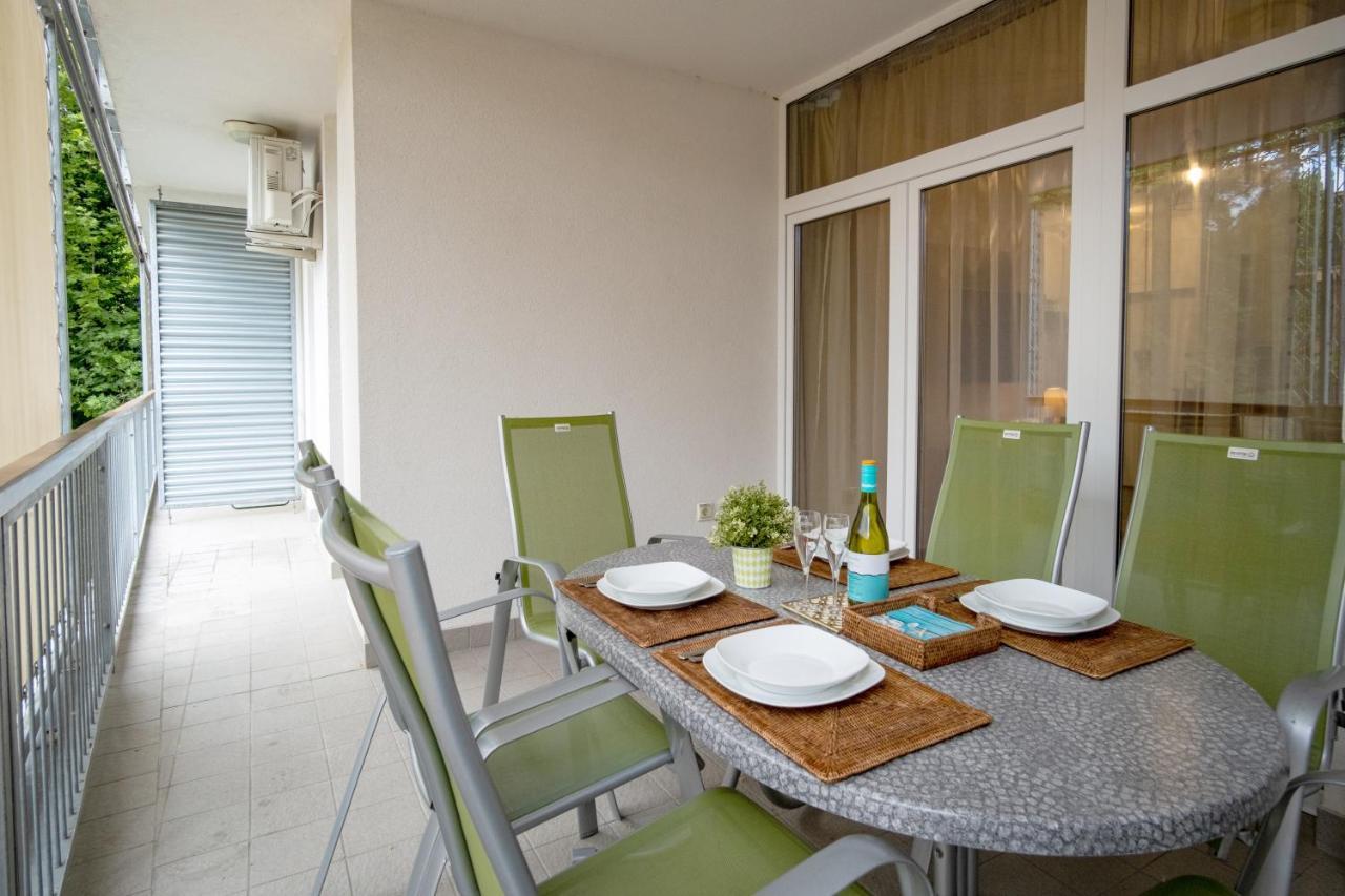 Mf Villa Azur Wellness Apartment Siofok Exterior photo